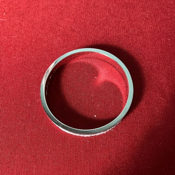 KATE SPADE💥VINAGE💥Inspire Silver Tone Bangle - Picture 7 of 10